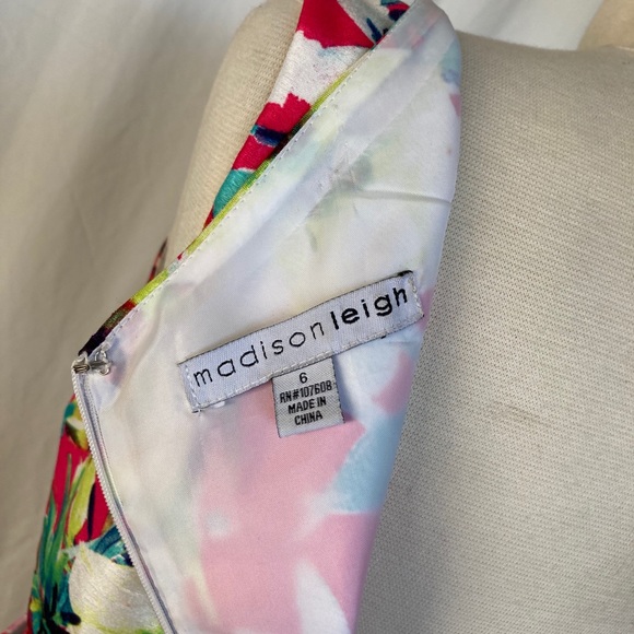 Sleeveless floral print dress with pockets - Picture 6 of 9